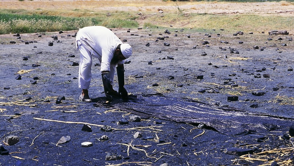 Ajrakh Tales – Re-Contextualizing an Age Old Textile on the Contemporary&nbsp;Scene